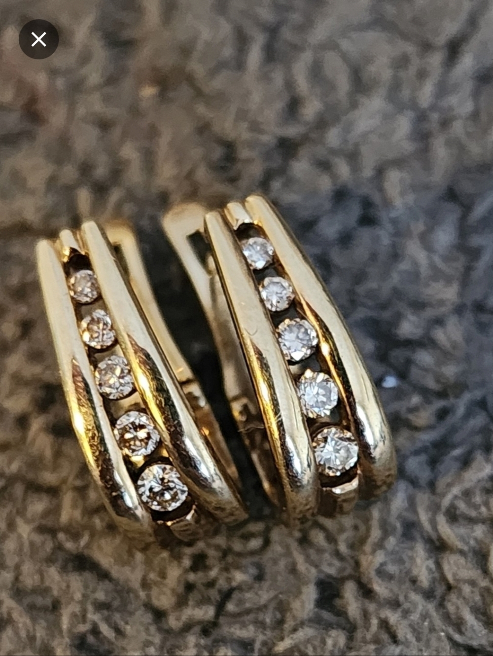Final Price 14k Gold 5 Diamond Huggie Earrings